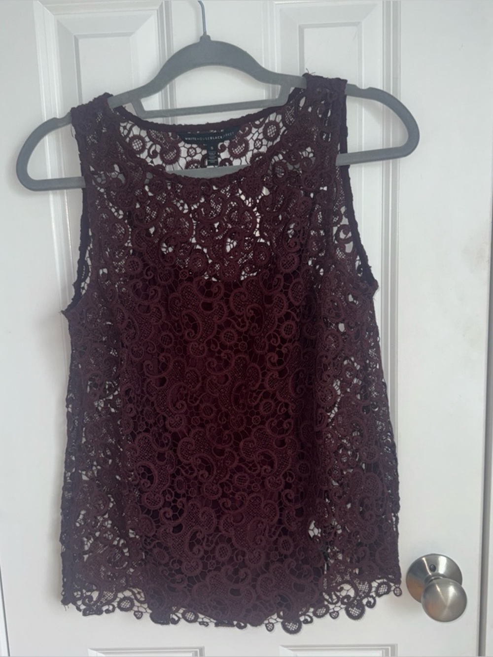 White House Black Market Burgundy Crochet Lace Sleeveless Top